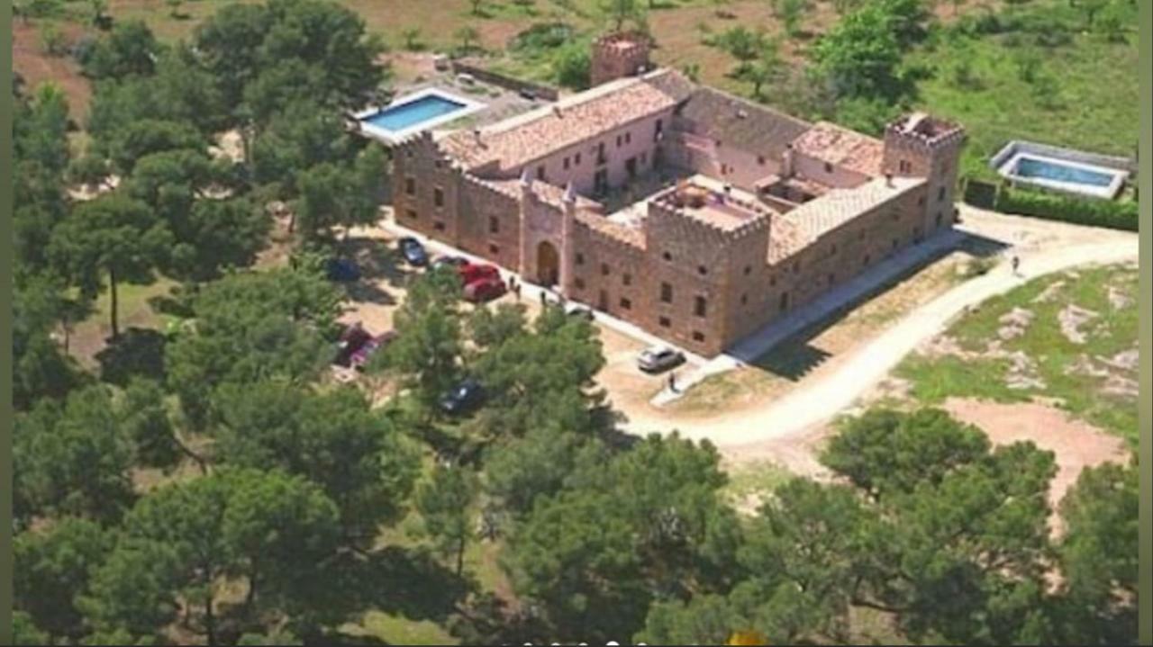 Castillo Con Piscina En Plena Sierra Calderona Segorbe Εξωτερικό φωτογραφία